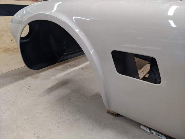 side vent hole