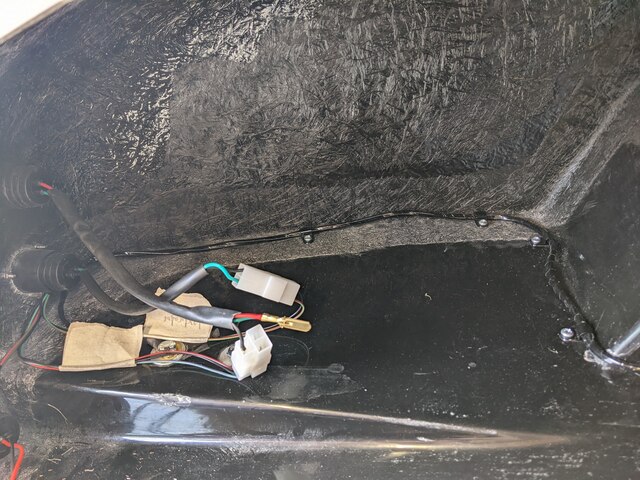 rear loom in boot