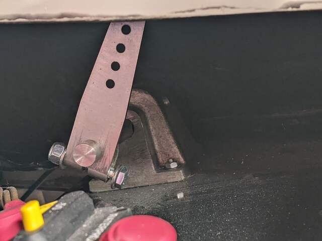 throttle pedal arm
